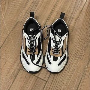 Steve Madden Sneakers